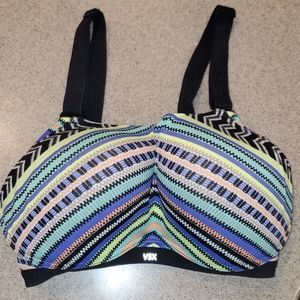 Victoria Secret VSX sports bra 32DDD